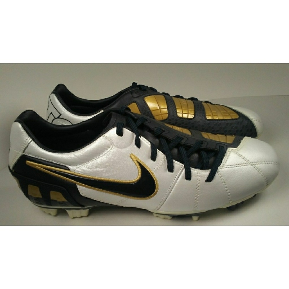 Rare 2009 Nike Total90 Shoot III L-FG Soccer Cleat - Picture 6 of 8